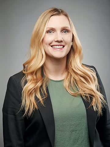 Amanda  Macdonald