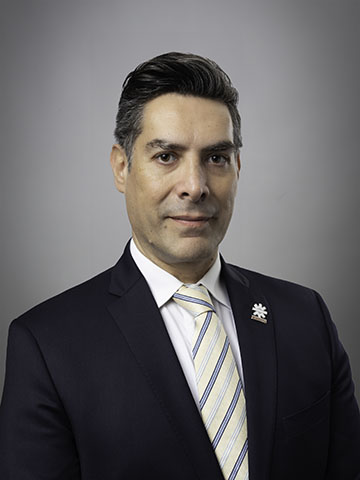 César Bueno